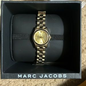 Small Gold Marc Jacobs Wristwatch